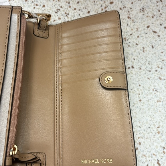 Michael Kors Jet Set Crossbody/Clutch Bag - Picture 7 of 15